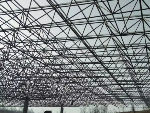 深州螺栓球网架